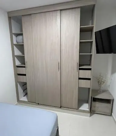 Apartamento Muy Cerca Al Mar De 3 Apartamento *