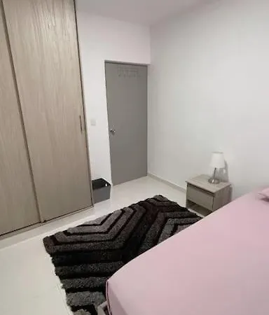 Apartamento Muy Cerca Al Mar De 3 *